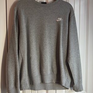 Men’s size M Nike Sweatshirt